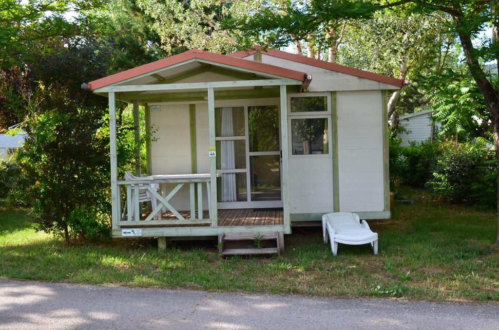 Camping La Vidaresse Otel Sainte-Anastasie-sur-Issole Dış mekan fotoğraf