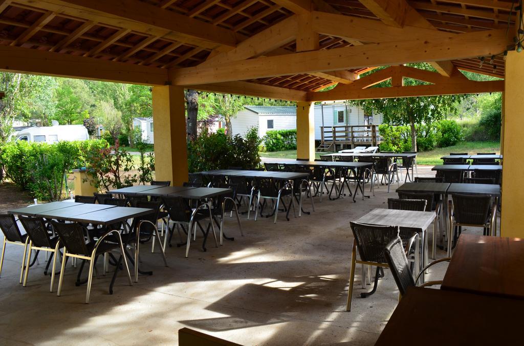 Camping La Vidaresse Otel Sainte-Anastasie-sur-Issole Dış mekan fotoğraf