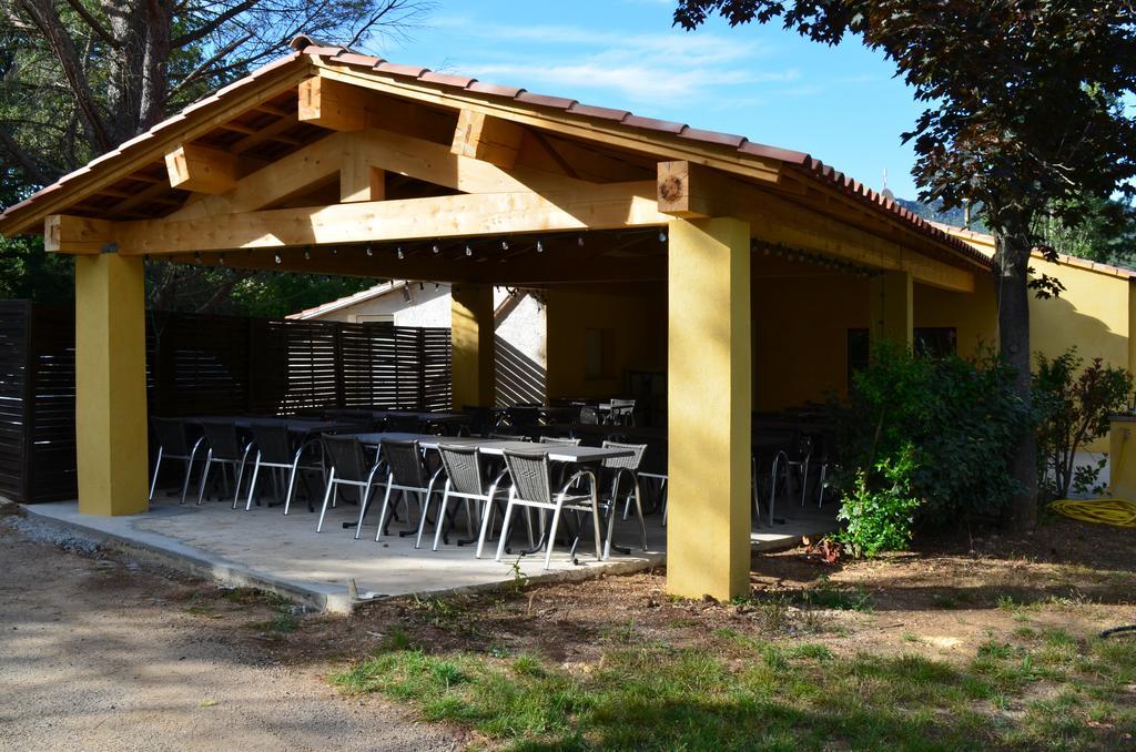 Camping La Vidaresse Otel Sainte-Anastasie-sur-Issole Dış mekan fotoğraf