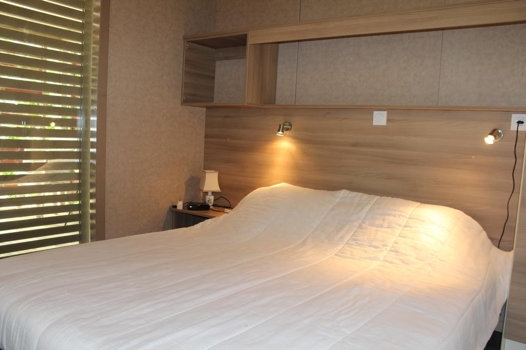 Camping La Vidaresse Otel Sainte-Anastasie-sur-Issole Dış mekan fotoğraf