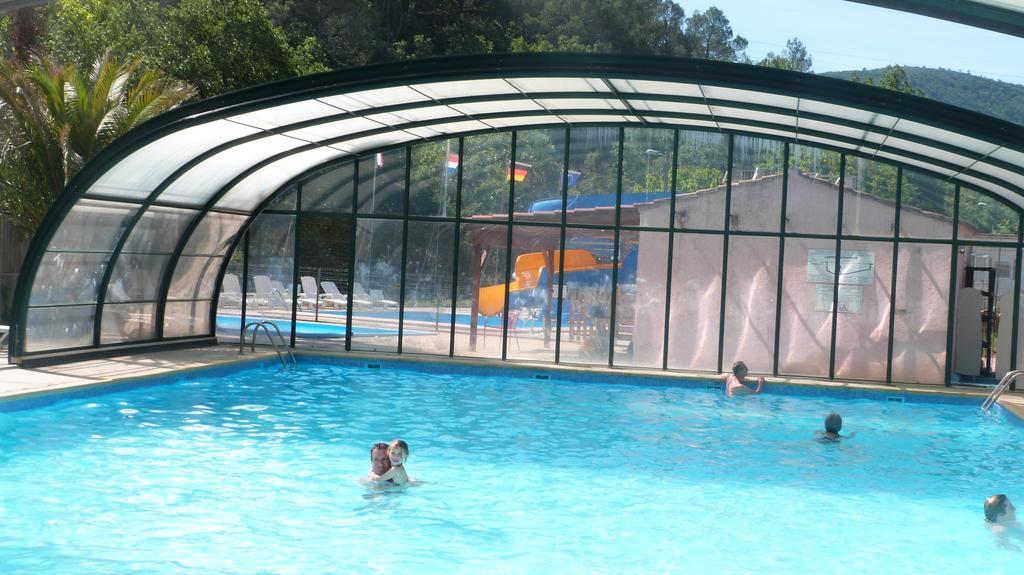 Camping La Vidaresse Otel Sainte-Anastasie-sur-Issole Dış mekan fotoğraf